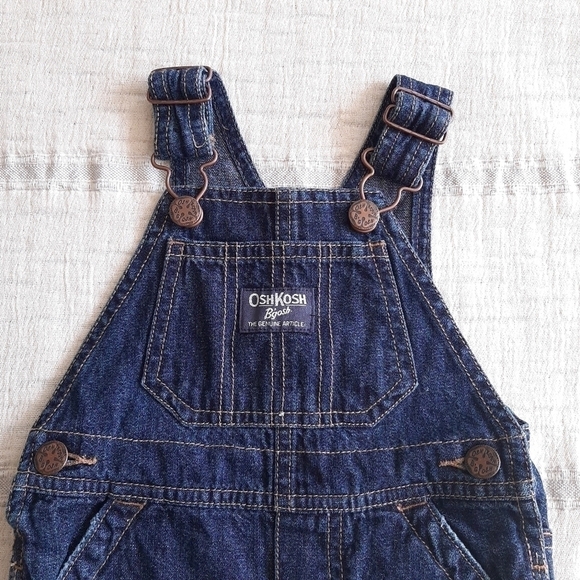 Oshkosh Vestbak Denim Shortalls size 9 months - Picture 3 of 8